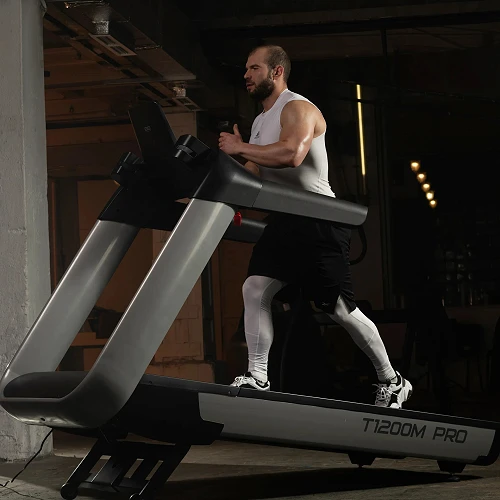 Беговая дорожка коммерческая Bronze Gym T1200M PRO — фото 4