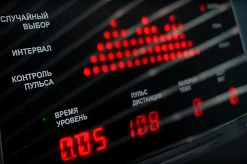 Велоэргометр с генератором Bronze Gym R1100M PRO — фото 4